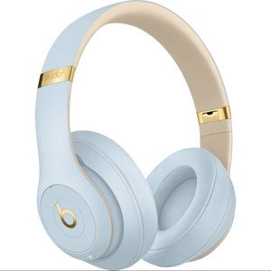 BEATS solo 3 wireless headphones / RARE BLUE COLOR